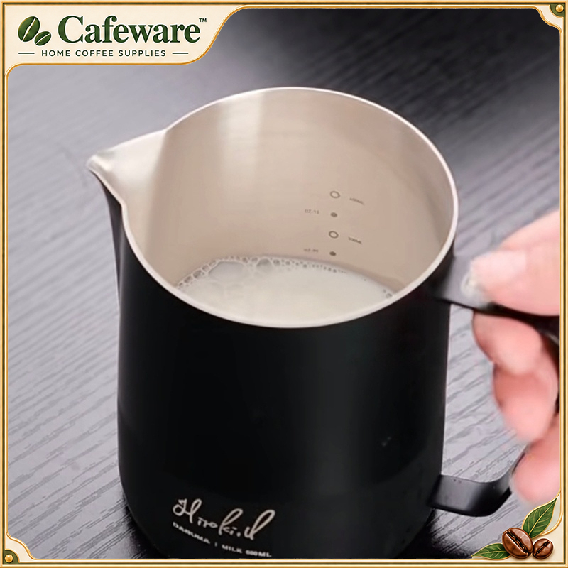 Wspólnie markowany dzbanek do  – Barista Milk Jug recenzja i cena